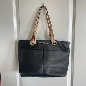 Michael Kors Bag • Used a few times